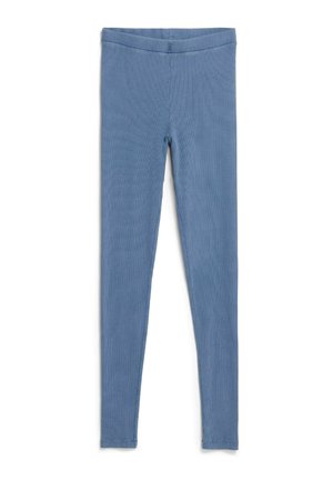 Blauwe geribbelde gebreide legging met een slanke pasvorm en een elastische tailleband, plat weergegeven tegen een witte achtergrond.