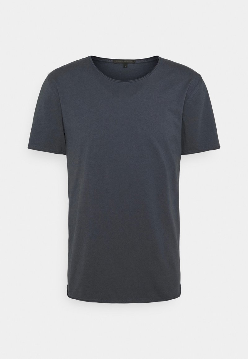 T-shirt girocollo blu navy scuro, maniche corte, realizzato in misto cotone, texture liscia, vestibilità regolare, orlo dritto con leggero arco sul fondo.