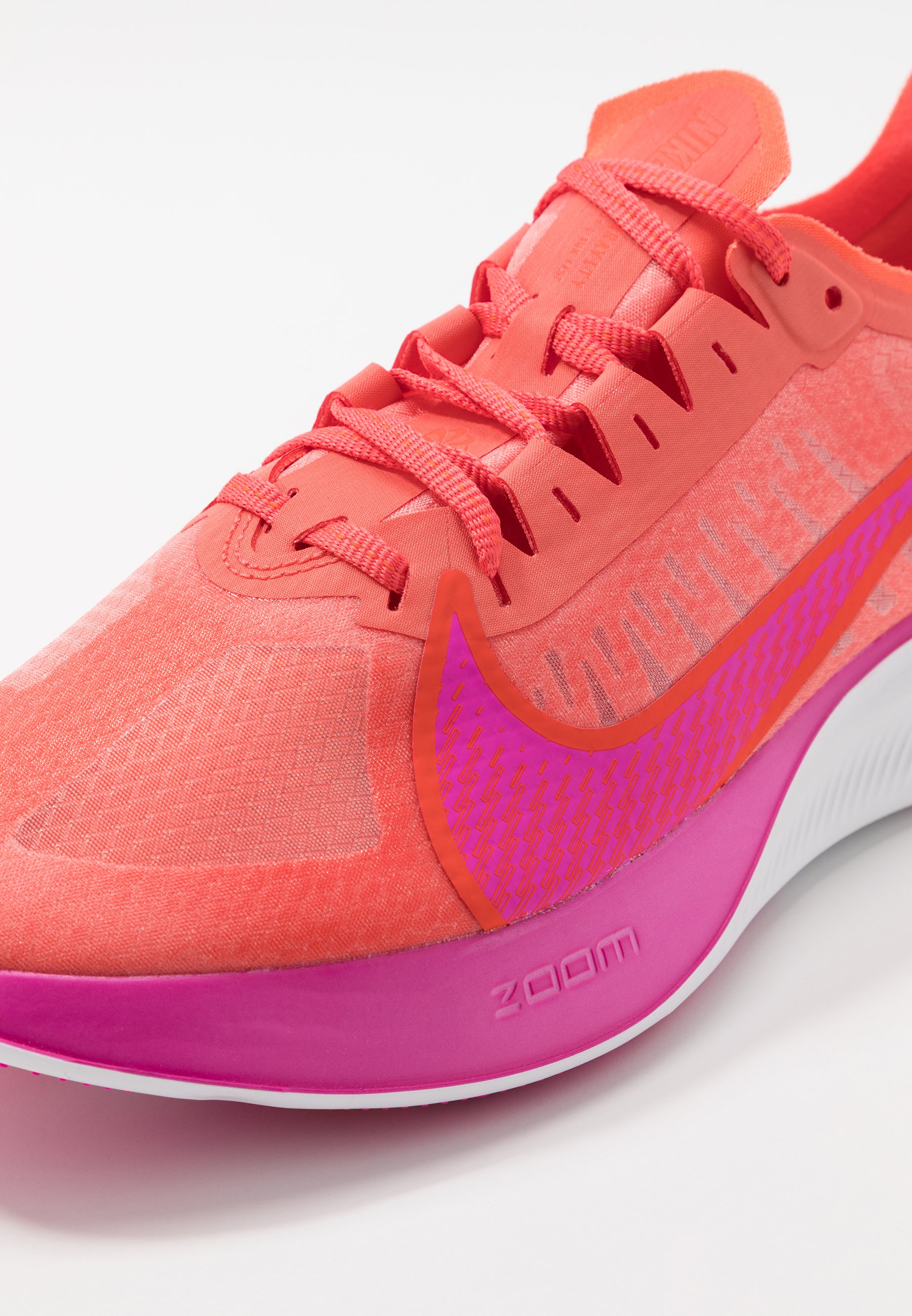 nike zoom gravity women's pink