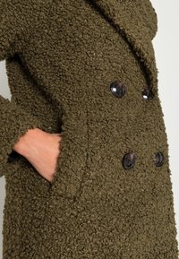 Marks & Spencer Mantel - khaki