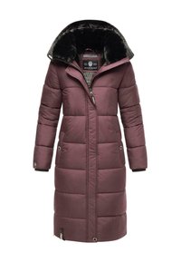 Bordo dolga puhovka z kapuco oblečeno s krznom, zadrgo spredaj, stranskimi žepi in rebrastimi manšetami, z quilted teksturo.