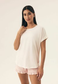 Niewybrane, cream, light pink