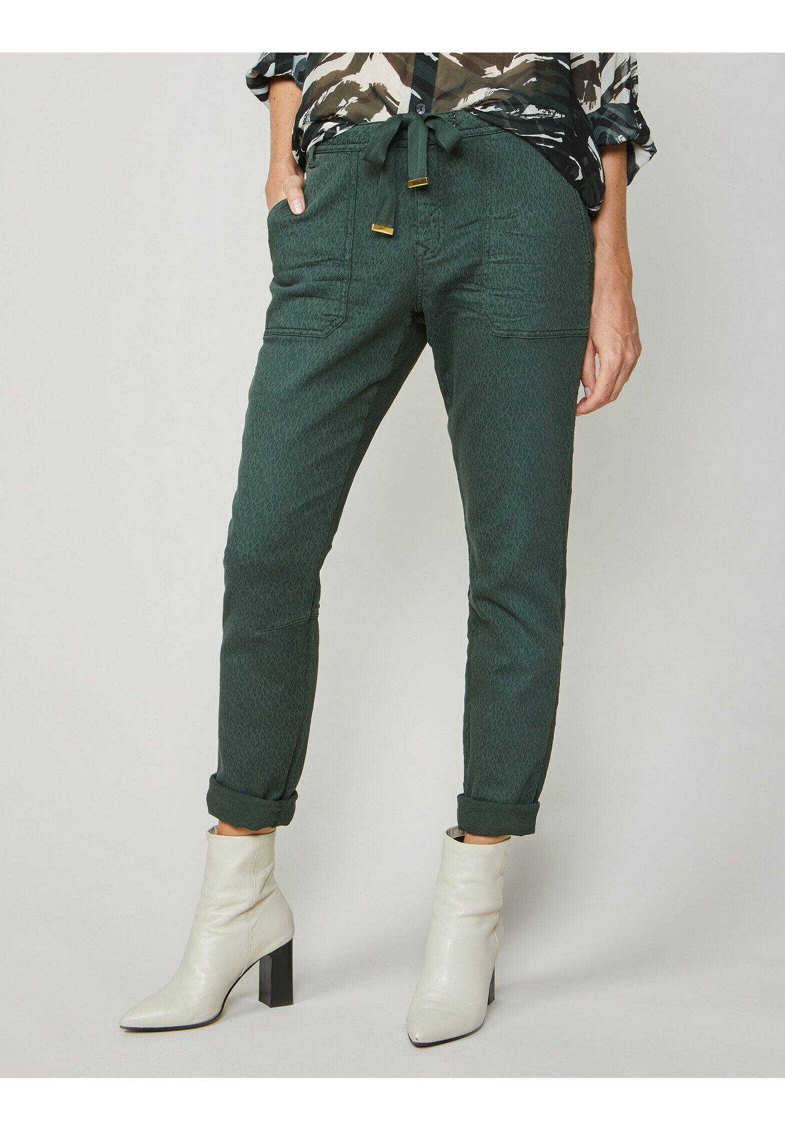 Summum Broeken Sale Online, UP TO 70% OFF | www.moeembarcelona.com