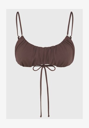Haut de bikini marron avec de fines bretelles ajustables, un design froncé à l'avant et un accent de nœud noué au centre. Matière douce et extensible.