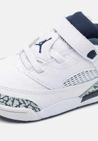 Jordan SPIZIKE  - Tossud - white/obsidian/pure platinum