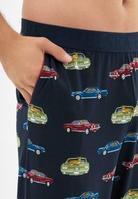 Chelsea Peers LEOPARDS IN CARS LONG  - Pyjamahousut/-shortsit - dark blue