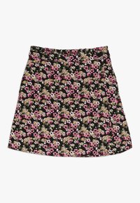 Schwarzer Floral-Rock mit einem lebhaften Muster aus pinken, weißen und gelben Blumen. Hergestellt aus einem leichten Stoff mit einem einfachen A-Linien-Schnitt.
