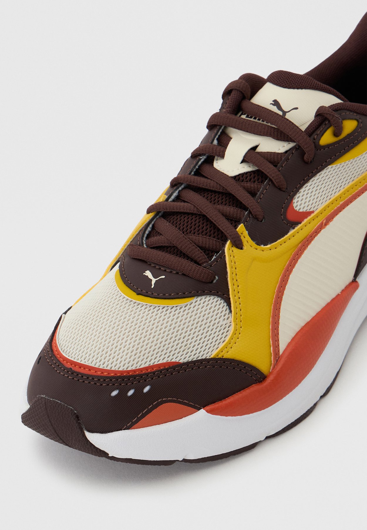 Sneaker low