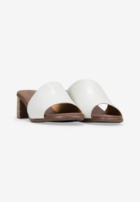 Bosanova Mules de tacón - blanco