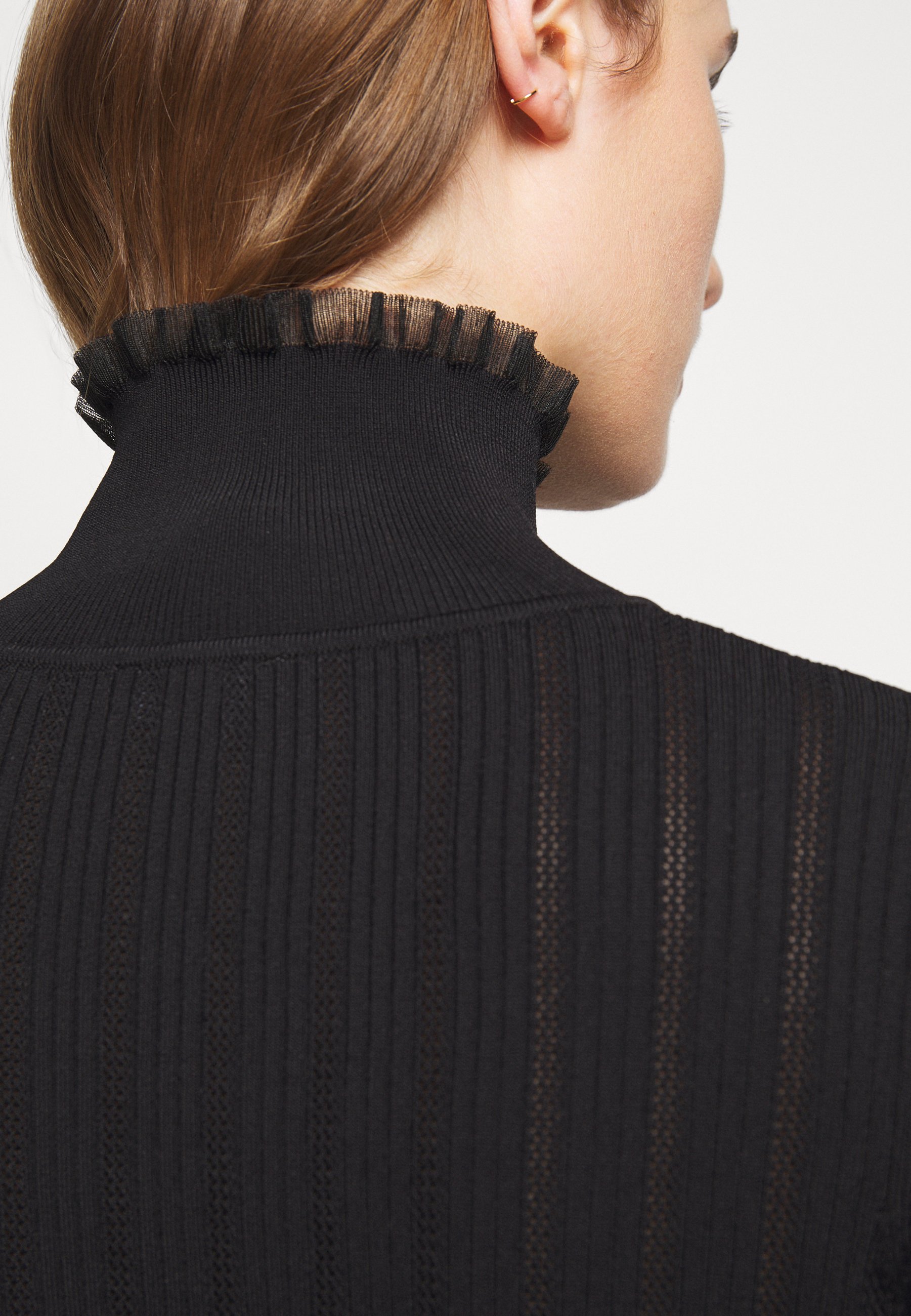 Claudie Pierlot MYSTERIEUSE Trui noirZwart Zalando.nl Claudie Pierlot CHOUCHOU Leren jas noirZwart Zalando.nl