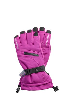 Par de guantes de invierno de color púrpura brillante con puntas de los dedos negras, correas ajustables en la muñeca y pequeños bolsillos con cremallera en la parte trasera de las manos.