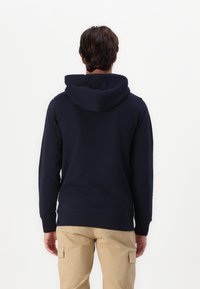 Calvin Klein Jeans BADGE HOODIE - Felpa - night sky
