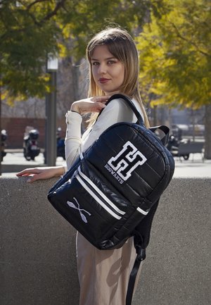 Karactermania HARRY POTTER H MOCHILA  czarny