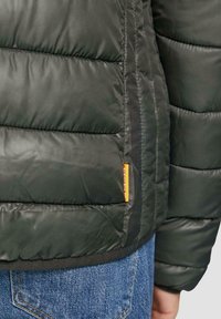 s.Oliver MIT KAPUZE - Winterjacke - anthrazit