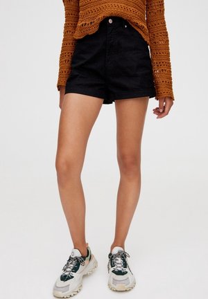 Shorts - black