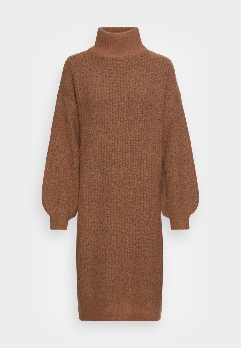 Robe à col roulé en maille de couleur brun riche, présentant une surface texturée, des manches ballon amples et une coupe droite, avec un ourlet à hauteur du genou.