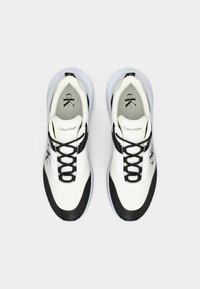 Calvin Klein Jeans EVA RUNNER LACE - Sapatilhas - bright white/black
