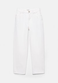 Jean blanc droit avec poches avant, passants de ceinture et fermeture par bouton métallique, présenté sur un fond clair uni.