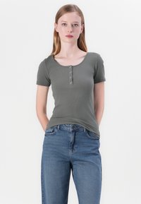 Noisy May NMDAHLIA WIDE LEG - Laisvo kirpimo džinsai - medium blue denim