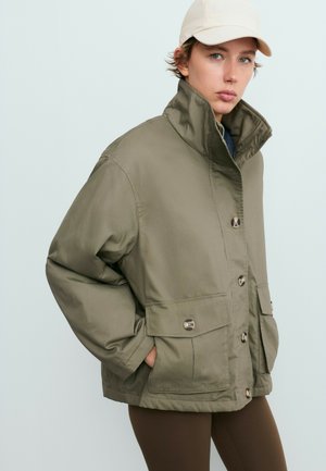 OYSHO, FELLEX® AEROGEL PADDED CANVAS JACKET - Veste mi-saison - dark khaki