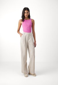 Gestuz DREW - Top - super pink