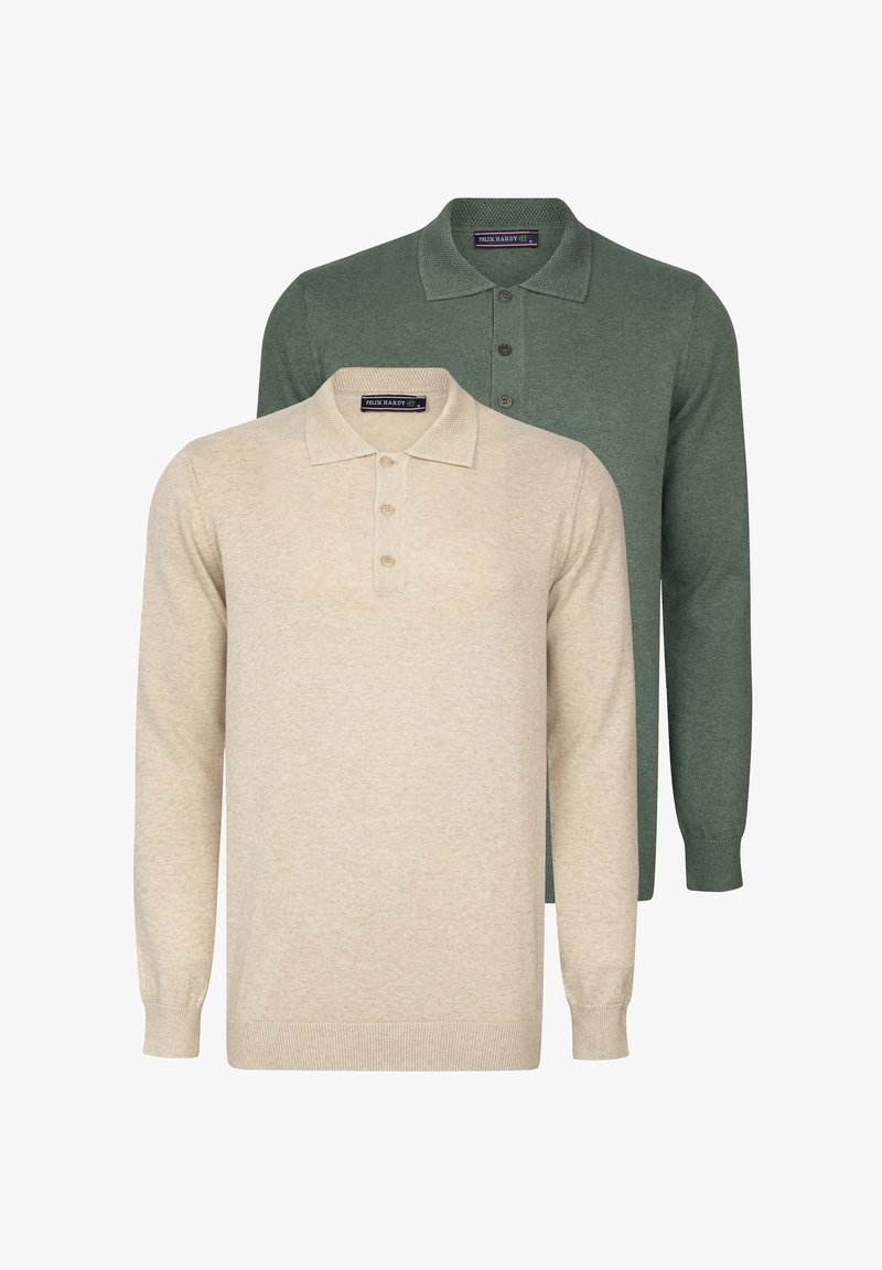 Twee langmouw polo truien: één beige en één donkergroen, met een kraag, knoopsluiting en geribde manchetten. Zachte textuur, casual ontwerp.