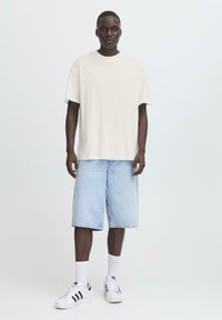 Solid PEHR - Print T-shirt - off white