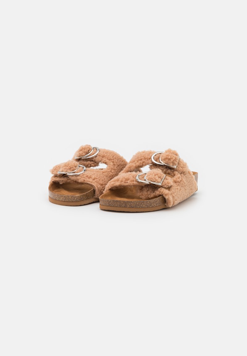 Damen Sneaker | Steve Madden CONNECTED Pantolette flach tan - QJ04809 Damen Sneaker | Steve Madden CONNECTED Pantolette flach tan - QJ04809
