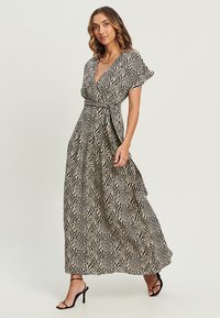 TUSSAH TILDA - Maksi suknelė - black white zebra