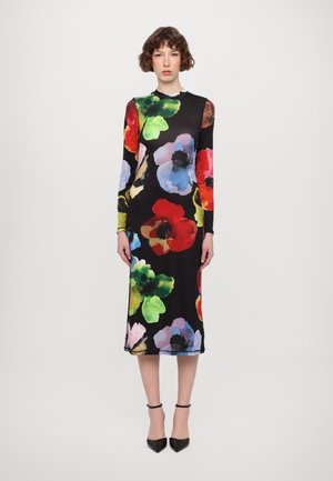 Bloemenmotief langongera jurk in zwart, met grote, kleurrijke bloemen in rood, blauw, groen en roze. Soepele stof, knielange snit.