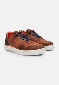 Bata Tenisice - brown