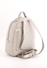 Carpisa DOROTEA - Malý batoh  - Pearl White
