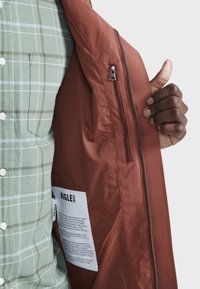 Aigle Parka - red