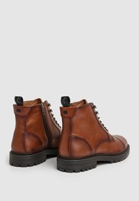 Pepe Jeans Šněrovací kotníkové boty - brown