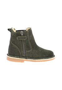 Stivale alla caviglia in suede verde con cerniera laterale, cuciture beige e suola in gomma marrone chiaro. Presenta una linguetta sul tallone per facilitarne l'indossamento.