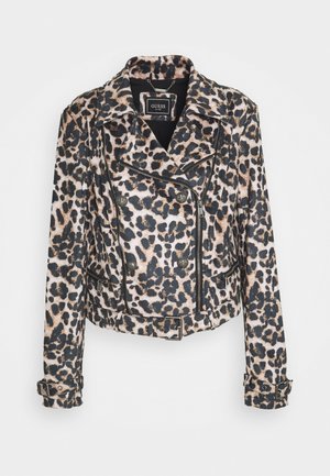 Leopardikuvioitu motoristin takki vetoketjulla ja napituksilla, vyötäröllä vyö ja säädettävät hihansuut, merkiltä Guess.