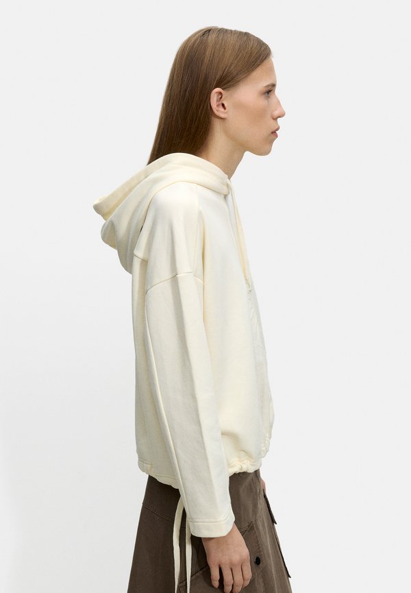 WITH DAISY PATCH - Hoodie4