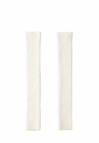 Bershka Nazuvci - white