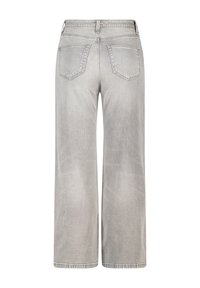 Jean large gris avec une finition délavée, dotée de deux poches arrière et d'une ceinture cousue. La texture en denim est visible sur l'ensemble.