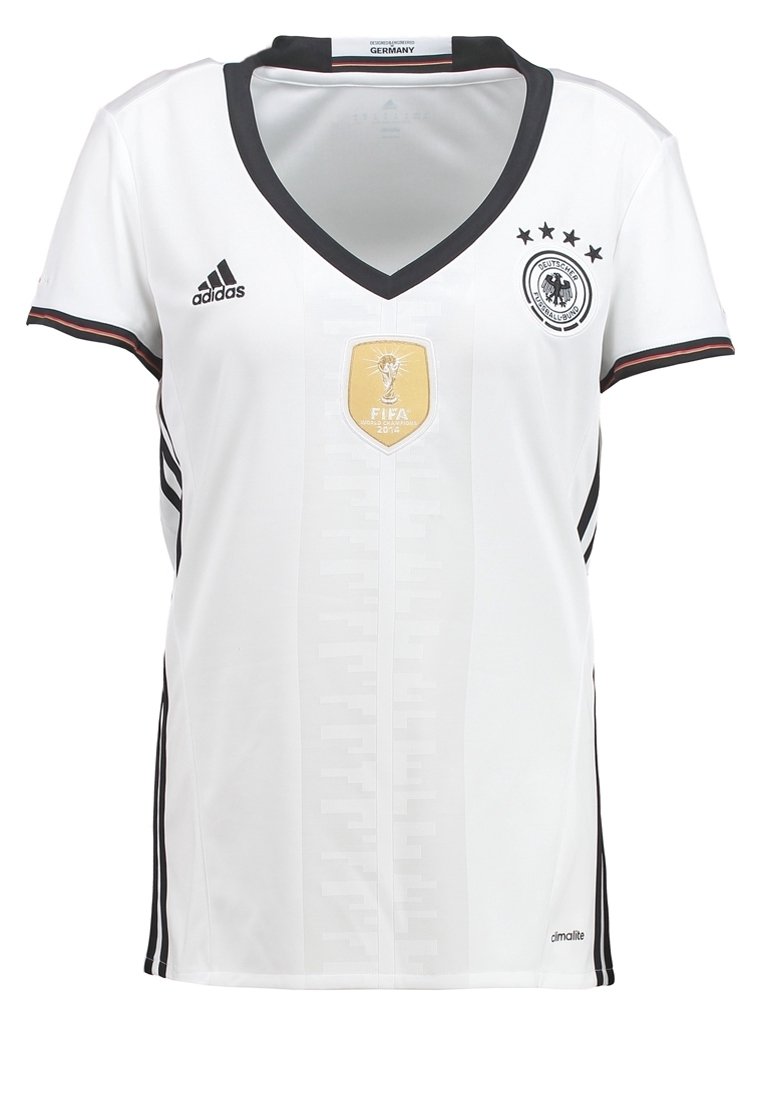 Bílý sportovní dres s výstřihem do V, černými akcenty a krátkými rukávy. Obsahuje logo FIFA, emblém Německa a texturovaný pruhovaný design.