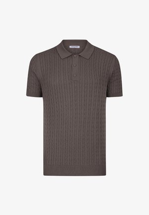 Braunes Strick-Polo-Shirt mit Kabelmuster, kurzen Ärmeln, drei-knopfiger Knopfleiste sowie geripptem Kragen und Saum.