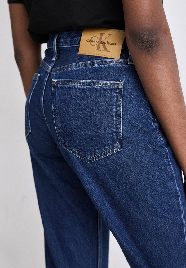 AUTHENTIC  - Bootcut jeans - denim dark3