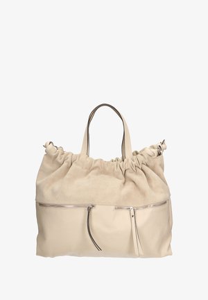 Sac beige en cuir et en daim avec un haut froncé, des poignées doubles et des poches zippées à l'avant. Texture lisse avec des matériaux et des accessoires contrastants.