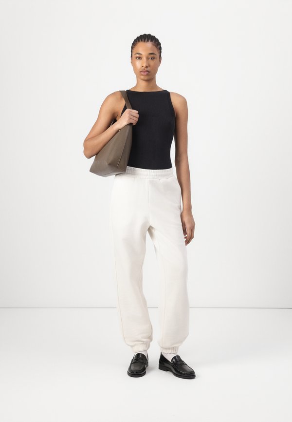 FRENCH TERRY LOGO - Tracksuit bottoms - tofu3