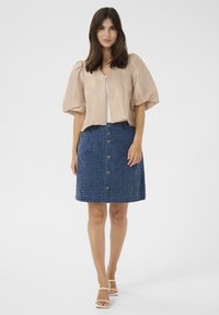 Thumbnail Image 2
