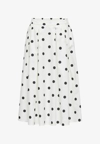 Unselected, cloud dancer