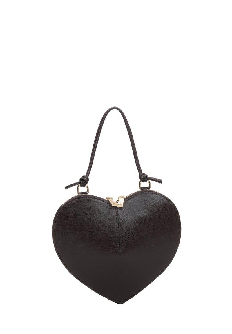 Sac à main noir en forme de cœur, fabriqué en matériau texturé, avec une fermeture éclair supérieure et une poignée courte agrémentée de nœuds.