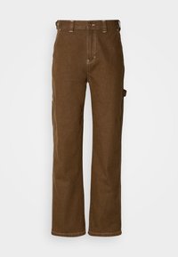 Pantalon en velours côtelé marron à coupe droite, avec une fermeture éclair frontale, un bouton de fermeture et des poches latérales.
