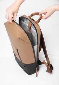 Aunts & Uncles HAMAMATSU - Rucksack - tapir
