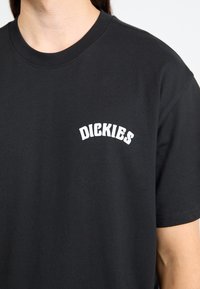 Thumbnail Image 7